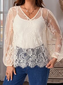 EMERY ROSE Áo blouse nữ size lớn cổ chữ V tay dài ren dáng rộng - Màu be - Xem 3