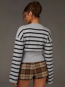 Athîral 女款復古街頭風條紋拼接配色鈕扣針織開襟衫 - 灰色 - 查看 2