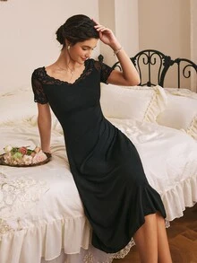 Côtesoire Women's French Elegant Lace Long Nightgown - Black - View 4