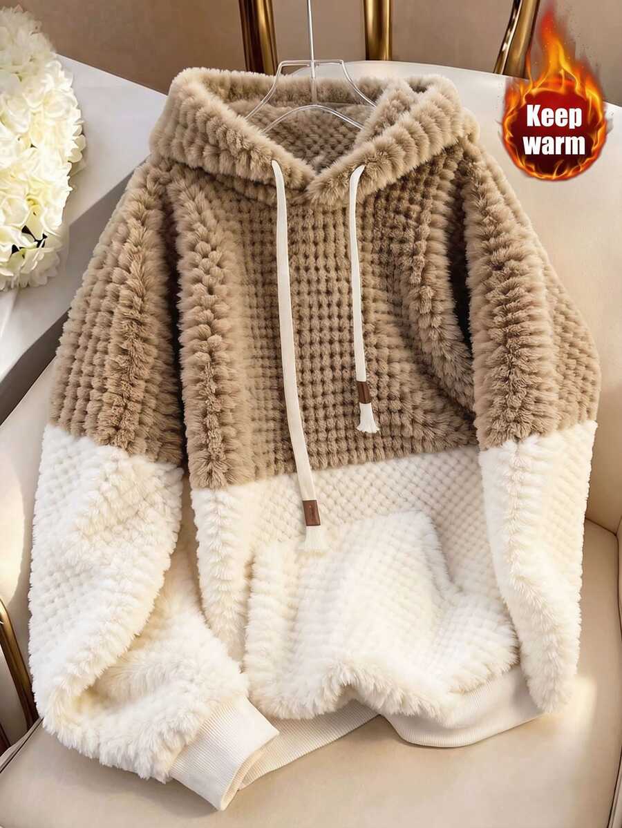 GlowEve CURVE Sweatshirt Pullover Motif Kotak-kotak Nanas Tebal Berkerudung dengan Lapisan Termal dan Kantong Ukuran Besar - MultiWarna - View 1