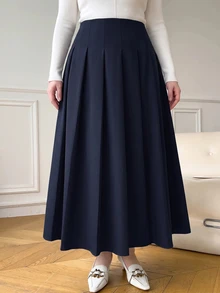 SHEIN PETITE CURVE Plus Size Women's Solid Color Preppy Pleated Casual Skirt - Navy Blue - View 2