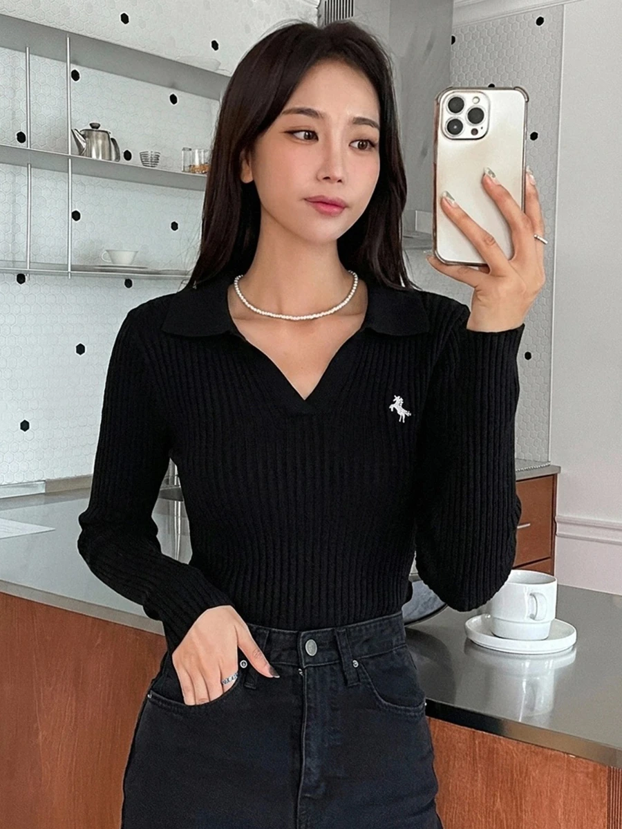 DAZY 女款刺繡裝飾商務休閒套頭毛衣 - 黑色 - 查看 1