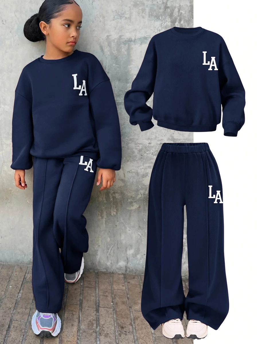 SHEIN 青少年女孩休閒「LA」字母印花針織純色寬鬆落肩長袖衛衣與百褶寬腿運動褲套裝,女孩秋季服飾,女孩秋季穿搭,女孩冬季服飾 - 藍色 - 查看 1