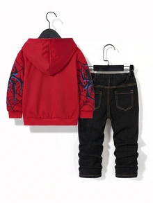 SHEIN 小男孩 2件/套街頭風套裝：紅色蜘蛛圖案連帽衫搭配黑色高彈力破洞緊身牛仔褲 - 適合小男孩秋冬服飾 - 彩色 - 查看 3