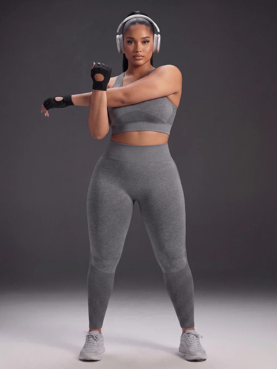 Powerista Women's Plus Size Summer&Spring Seamless Gray Color Textured Crop Top And Leggings Gym Set Perfect For Various Workouts Active Wear