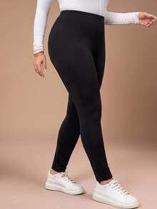 SHEIN BASICS 大尺碼女款保暖刷毛純色彈性腰休閒柔軟修身百搭內搭褲 正式健身適用 黑色 秋冬 - 彩色 - 查看 9