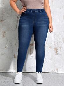 EMERY ROSE Plus Size Women's Casual Versatile Daily Wear Denim Jeans With Pockets - Dark Wash - View 3