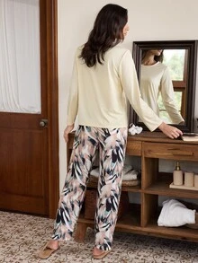 Doze Lane Minimalist Solid Color Long Sleeve Top + Abstract Art Print Long Pants Loungewear Casual Set - Multicolor - View 2