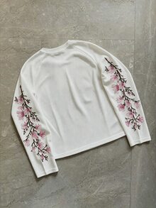 INAWLY Autumn Fresh Casual White Floral Print Raglan Long Sleeve T-Shirt, Round Neck Cropped Loose Fit Base Layer Top, Versatile For Daily Commute And Travel, Skin-Friendly Comfortable Fabric - White - View 2