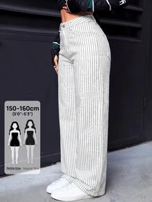 SHEIN PETITE Celana Jeans Kasual Wanita Bergaris dengan Kancing dan Saku, Potongan Lebar. - Putih - View 1
