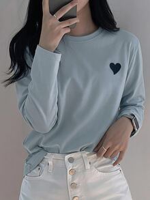 DAZY Women's Round Neck Embroidered Contrast Color Heart Minimalist Pattern T-Shirt - Blue - View 3