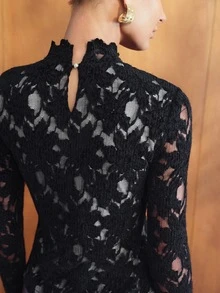 MOTF PREMIUM ELEGANT LACE KEYHOLE BACK T-SHIRT - Black - View 5