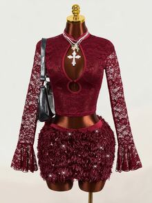 Mistrie Setelan 2 Potong Renda Merah Chic Wanita Musim Gugur-Dingin Terbaru. Lengan terompet renda dirangkai, dengan desain berongga di bagian dada untuk tampilan yang menawan. - Burgundy - View 4