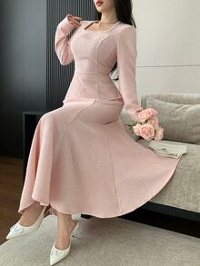 Modelyn Elegant Square Neck Pearl Embellished Long Sleeve Fitted Mermaid Dress - Pink - View 4