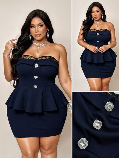 NU&NOW Gaun Bodycon Tanpa Tali Bahu Hitam Baru untuk Wanita Ukuran Plus, Potongan Ramping, Patchwork Renda, Hem Bergelombang, Kancing Berlian Imitasi, Gaun Pesta, Pakaian Kencan Malam, Seksi dan Elegan, Bodycon Pelangsing Musim Panas, Gaun Pendek Tanpa Tali Bahu untuk Wanita Seksi