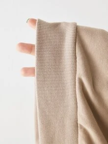 YARNWELL Sweatshirt Hoodie Kasual Wanita Ukuran Besar dengan Bahu Longgar dan Saku, Tali Serut, untuk Musim Gugur - Coffee Brown - View 9