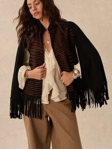 Easelle Jaket Tanpa Lengan Gaya Bohemian Vintage dengan Rumbai Napoleon, Potongan Longgar dan Pas. - Hitam - View 2