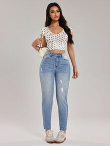 Rivivi Celana Jeans Wanita Kasual Model Tapered dengan Detail Sobek dan Kantong - Biru - View 6