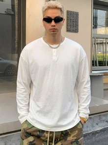 DAZY Spring/Autumn Long Sleeve Solid White Crew Neck Button Half-Placket Minimalist Korean Style Men's T-Shirt - Light Grey - View 1