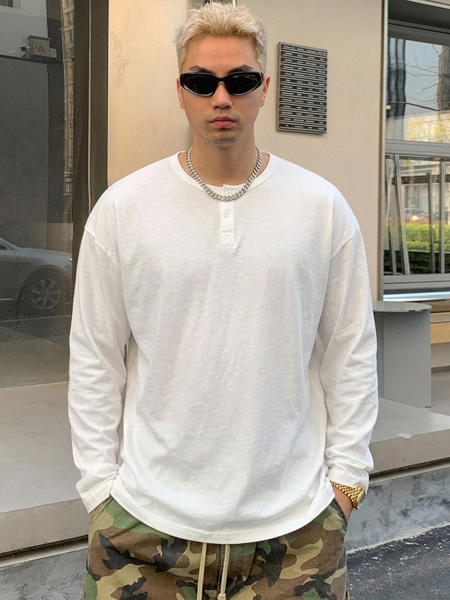 DAZY Spring/Autumn Long Sleeve Solid White Crew Neck Button Half-Placket Minimalist Korean Style Men's T-Shirt - Light Grey - View 1