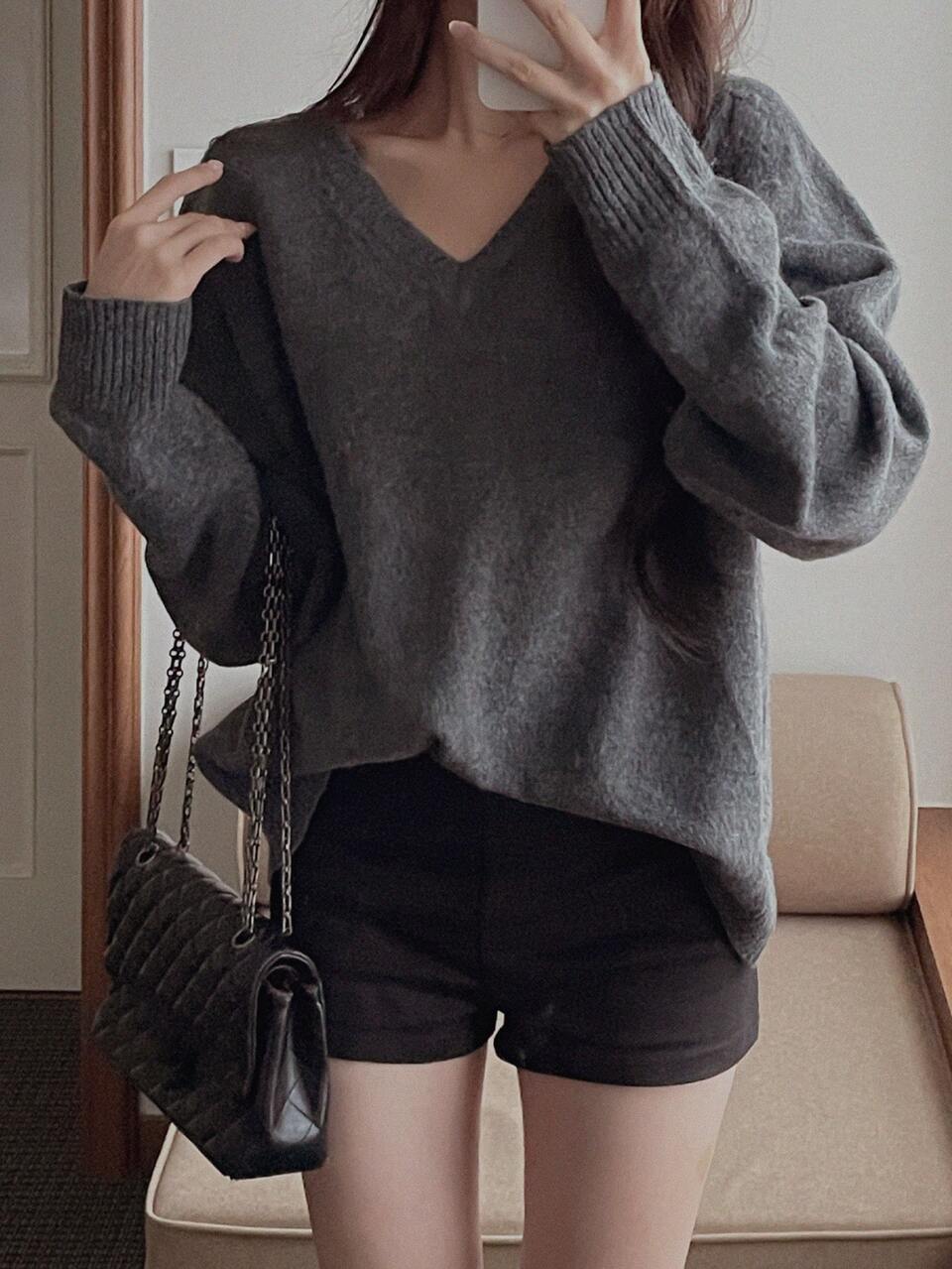 Women's Solid Color Loose V-Neck Long Sleeve Casual Vacation Autumn/Winter Knit Sweater