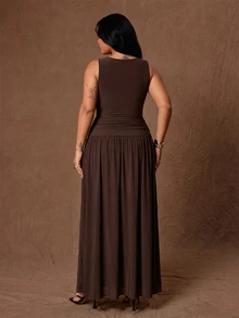 Rustia Plus Size V-Neck Tank Top & Long Skirt 2 Pieces Set - Brown - View 2