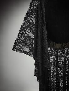 SHEIN ICON Plus Size Women's Autumn/Winter Retro Sexy Elegant Dark Gothic Style Velvet Patchwork Lace Flared Sleeves Ruffled Black Slim Fit Dress - Black - View 6