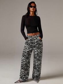 Athîral Denim Celana Jeans Wanita Motif Zebra Potongan Lurus - Hitam - View 2