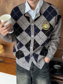 DAZY 海軍藍格紋拼接學院風男士開襟毛衣 - 淺灰色 - 查看 7