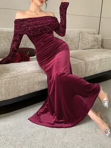 Modelyn Vintage Burgundy Off-Shoulder Cold Shoulder Velvet Dress, Fitted Ruched Bodycon Mermaid Evening Long Gown - Burgundy - View 4