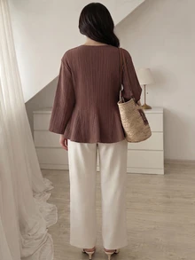 Elenzga 都會時尚優雅度假風 女款四季通用棕色V領中袖不對稱下擺襯衫，適合日常穿著、婚禮、晚宴、通勤、畢業派對、節日活動、度假、約會、派對、萬聖節、聖誕節、新年、感恩節 - 棕色 - 查看 2