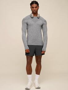 OTTIMOZO Men's Solid Color Crew Neck Raglan Long Sleeve Sports T-Shirt - Grey - View 3