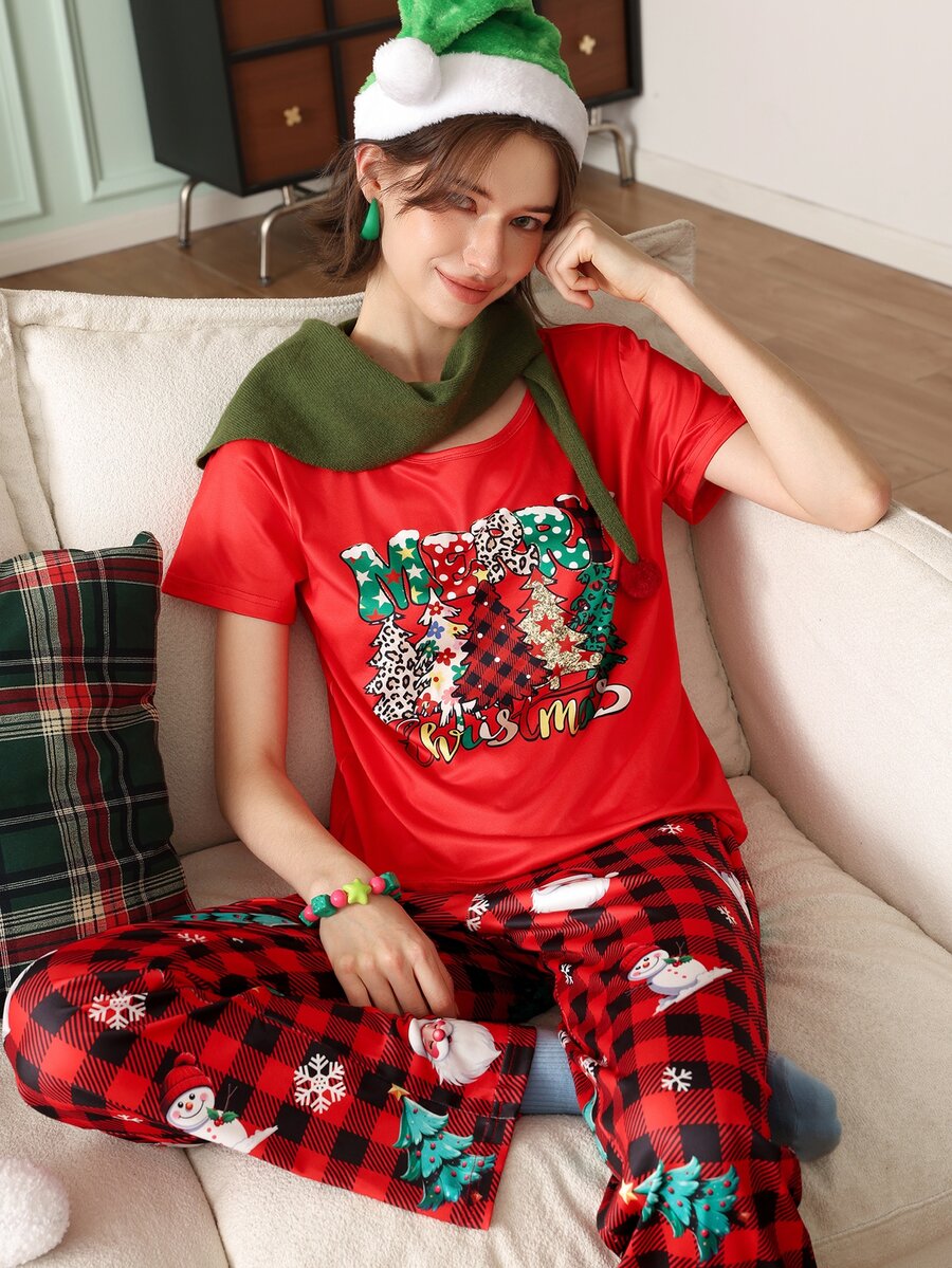 Chillnights Sweet & Cute Christmas Print Colorblock Crew Neck Pullover Women's Pajama Set - Multicolor - View 1