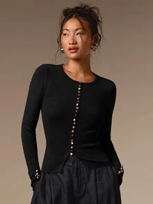 COSMINA 女款休閒優雅瑪瑙鈕扣淺咖啡色針織上衣 - 黑色 - 查看 5