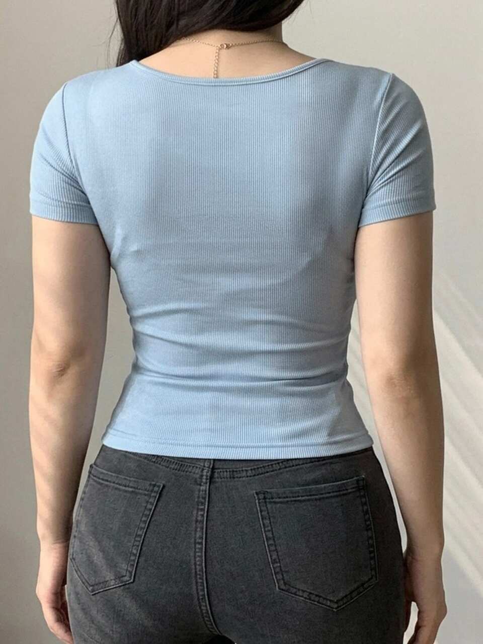 Dazy Plus Tight Minimalist Sexy Sexy Hot Girl V-Neck Knot Short Sleeve Slim Fit Cropped T-Shirt