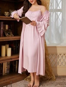 PalaceNights Set 2 Potong Gaun Tidur Ukuran Besar Bergaya Kerajaan dengan Bordir Tebal dan Hiasan Renda, Ukuran Plus, + Gaun Maxi Camisole - Dusty Pink - View 7