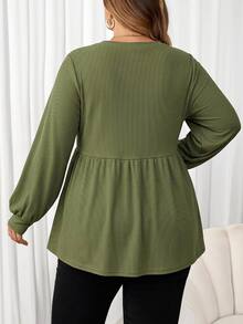 SHEIN CURVE+ Kaos Wanita Ukuran Besar Kasual dengan Detail Ribbed dan Rumbai di Bagian Bawah, Musim Gugur/Musim Dingin - Dark Green - View 4