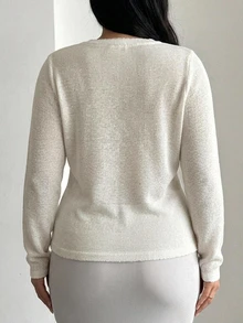 Livesso Solid Color Fitted Waist Long Sleeve V-Neck Casual Vacation Knit Cardigan - Apricot - View 2