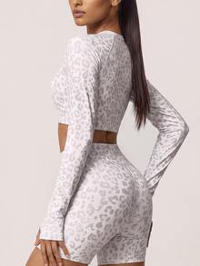 SHEIN BAE Women Leopard Print Long Sleeve Crop Top & High Waist Shorts Set Gym Workout Training Running Yoga Athletic Matching Co-Ord - Light Grey - View 7