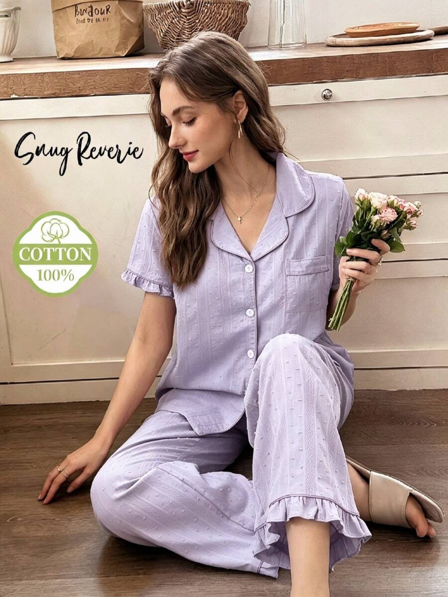 Snug Reverie Damset i 100 % bomull med kortärmad cardigan och långbyxor, pyjamas med volangkant, romantisk fräsch jacquard med utskärningar, enfärgad loungewear - Blåröd - Visa 1