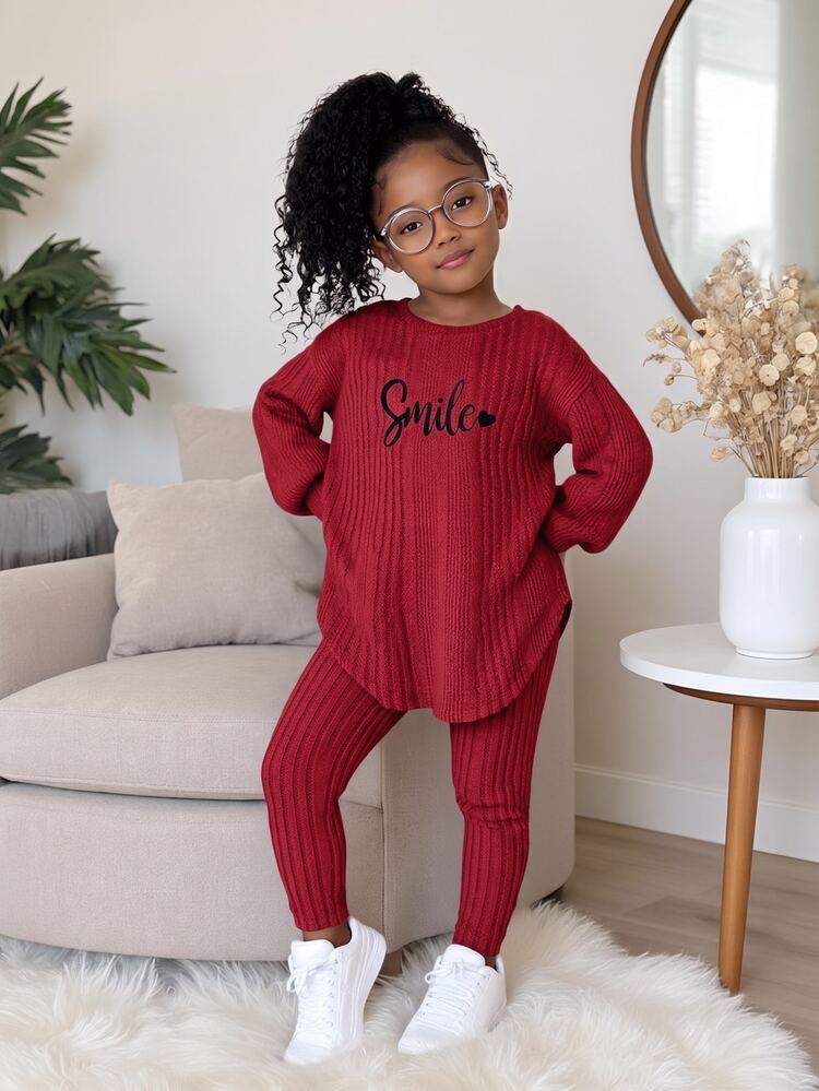 Bộ 2 món áo thun gân vai trễ họa tiết "Smile" và quần legging thời trang casual cho bé gái, màu hồng, set đồ gân thoải mái mùa thu cho bé gái, bộ đồ thể thao cho bé gái - Màu Đỏ Sâu - Xem 5
