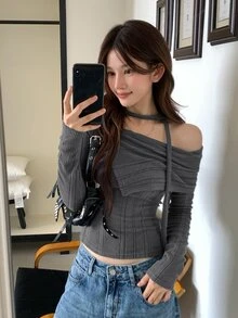 DAZY Kaos Wanita Warna Polos Kerah Asimetris Bergaris Potongan Slim Fit Tanpa Lengan Atasan Musim Gugur - Grey - View 4