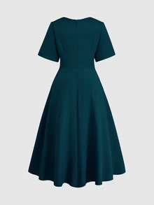 Auvina Vestido Feminino Plus Size de Verão, Cor Sólida, Minimalista, Gola Redonda, Manga Curta, Linha A, Plissado, Patchwork, Bolso, Cintura Marcada, Vintage, Elegante, Casual, Comprimento Médio - Verde - Visão 2