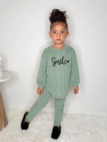 Bộ 2 món áo thun gân vai trễ họa tiết "Smile" và quần legging thời trang casual cho bé gái, màu hồng, set đồ gân thoải mái mùa thu cho bé gái, bộ đồ thể thao cho bé gái - Màu xanh Bạc hà - Xem 4