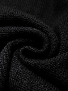 GlowEve CURVE Cardigan Formal Pagi Warna Hitam Motif Bunga 3D Elegan Ukuran Plus, Kerah Bulat, Kancing, Lengan Panjang, Cocok untuk Musim Semi dan Musim Dingin - Hitam - View 8