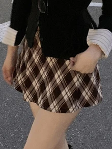 DAZY Women's Casual Plaid Versatile Skirt - Brown - View 2
