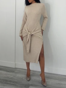 Elenzga Gaun Sweater Minimalis dengan Tali Pengikat dan Belahan Samping - Aprikot - View 3