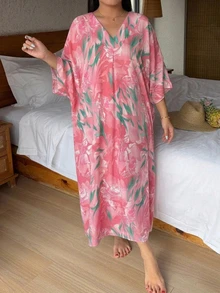 Dazy Plus Gaun Tidur Rumah Kasual Wanita Ukuran Besar Model Leher V Motif Bunga - Watermelon Pink - View 3
