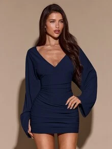 SHEIN BAE 秋冬女款純色性感深V領露背長袖修身抓皺針織迷你洋裝 - 藏蓝色 - 查看 8