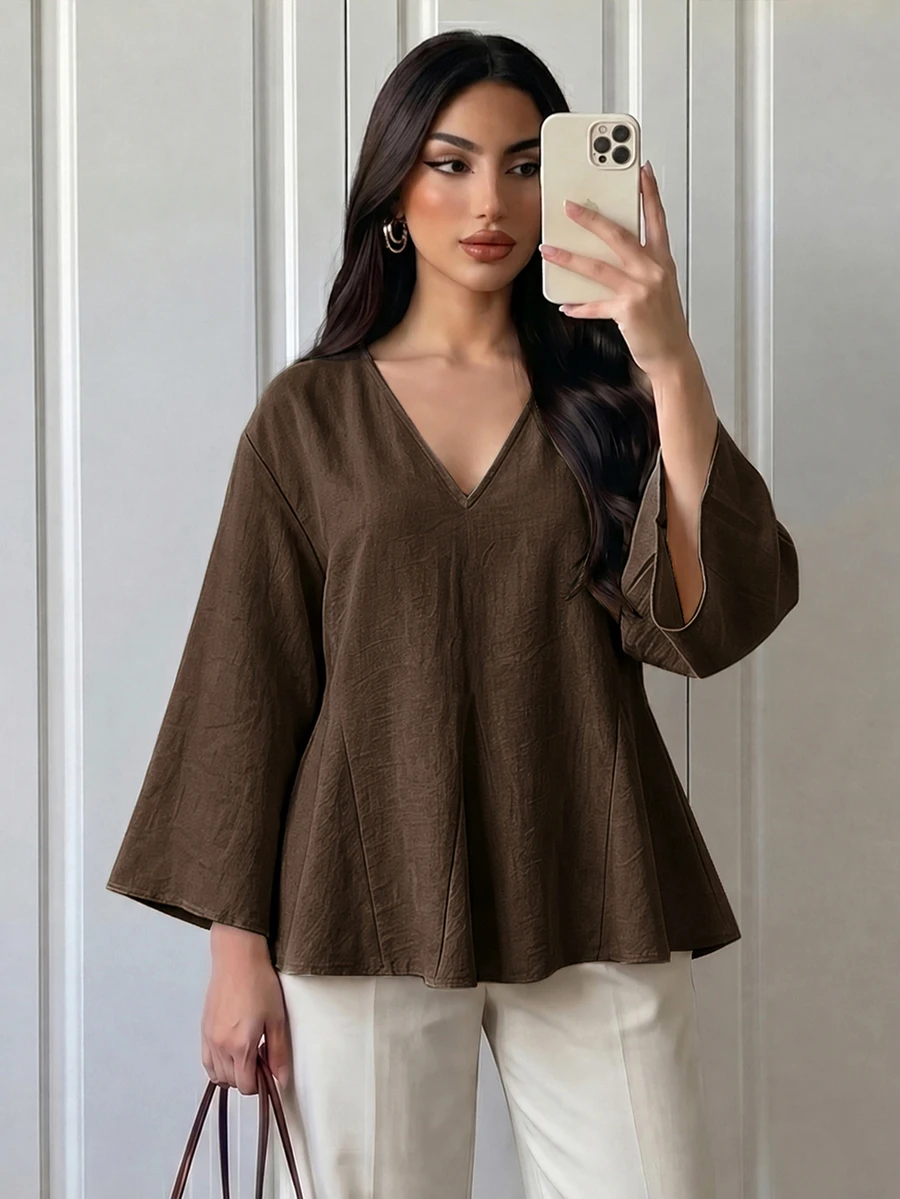 Elenzga 女款純色V領喇叭袖寬鬆休閒襯衫 - 摩卡棕 - 查看 1